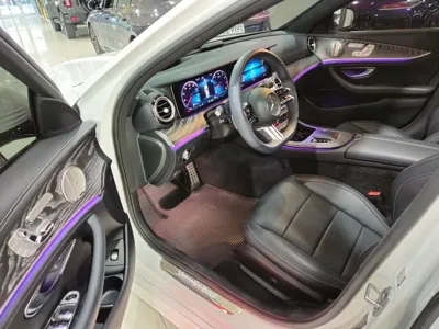 Mercedes-Benz E-Class 2022, 17720 км, за 35504.9 USD - фото 10