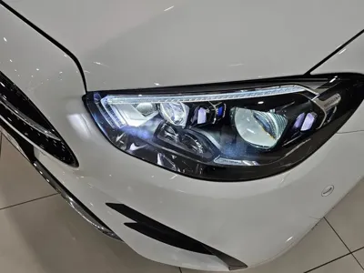 Mercedes-Benz E-Class 2022, 17720 км, за 35504.9 USD - фото 17