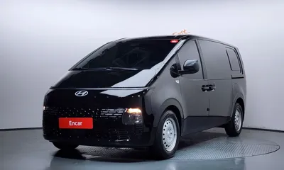 Hyundai Staria · 2025 год