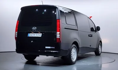 Hyundai Staria 2025, 20438 км, за 15754.23 USD