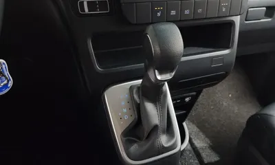 Hyundai Staria 2025, 20438 км, за 15754.23 USD - фото 9