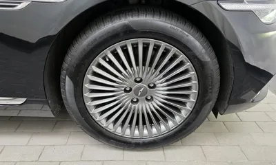 Genesis G90 2019, 80574 км, за 16607.59 USD