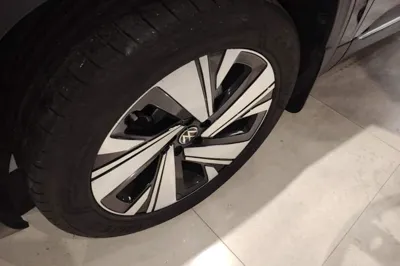 Volkswagen Teramont 2024, 23100 км, за 33400 USD - фото 8