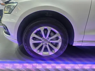 Audi Q5 2016, 116645 км, за 10510.32 USD