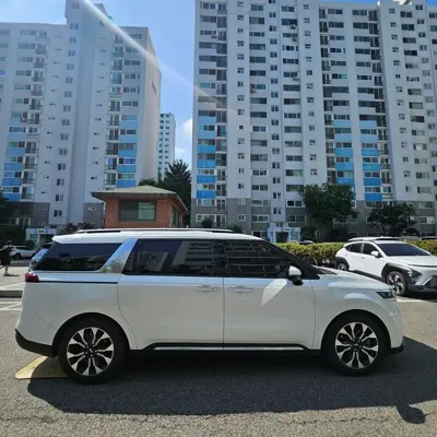 Kia Canival · 2021 год