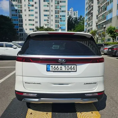 Kia Canival 2021, 83797 км, за 16128.4 USD