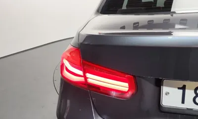 BMW 3-Series 2018, 57531 км, за 12182.42 USD - фото 23
