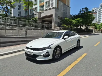 Kia K5 · 2021 год