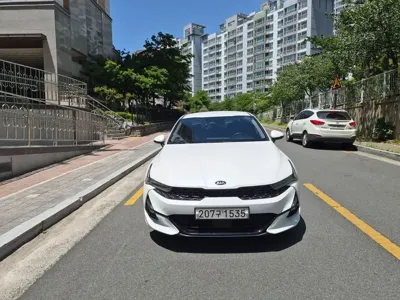 Kia K5 2021, 69364 км, за 11940.4 USD