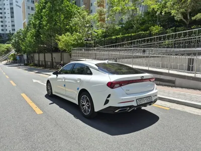 Kia K5 2021, 69364 км, за 11940.4 USD