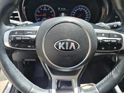 Kia K5 2021, 69364 км, за 11940.4 USD - фото 9