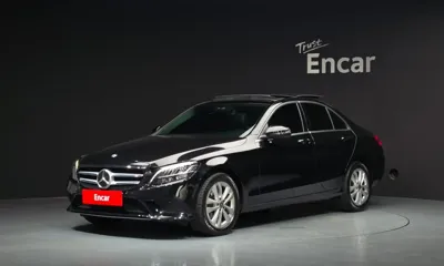 Mercedes-Benz C-Class · 2020 год