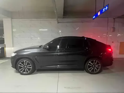 BMW X4 2025, 7800 км, за 52514.11 USD