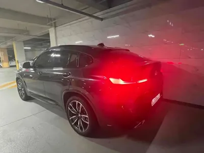 BMW X4 2025, 7800 км, за 52514.11 USD