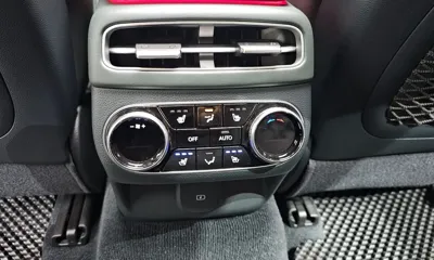Genesis GV70 2022, 88965 км, за 37719.89 USD - фото 20