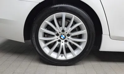 BMW 5-Series 2015, 120927 км, за 10076.05 USD