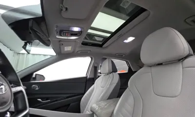 Hyundai Avante 2022, 96124 км, за 11815.68 USD - фото 18