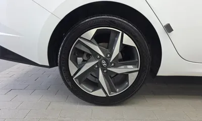 Hyundai Avante 2022, 96124 км, за 11815.68 USD - фото 21