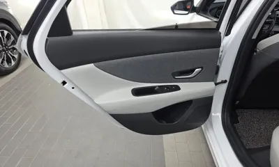 Hyundai Avante 2022, 96124 км, за 11815.68 USD - фото 25