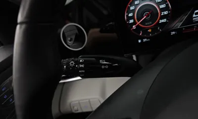Hyundai Avante 2022, 96124 км, за 11815.68 USD - фото 27