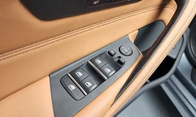 BMW 5-Series 2018, 147334 км, за 12865.96 USD - фото 27
