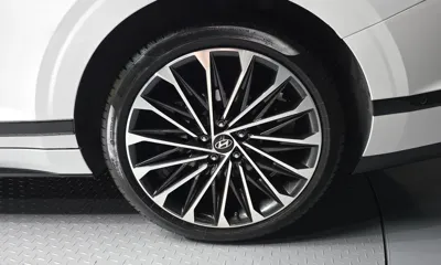 Hyundai Grandeur 2023, 39558 км, за 26958.38 USD - фото 21