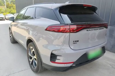 BYD Tang New Energy 2025, 1500 км, за 23609 USD