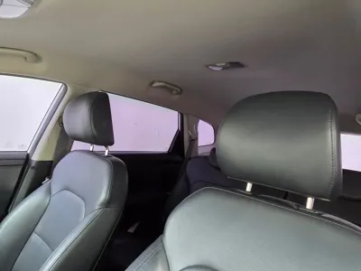 Kia Carens 2016, 67192 км, за 5785.61 USD - фото 19