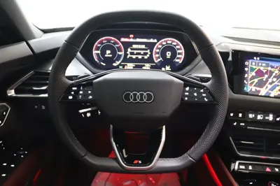 Audi S e-tron GT 2025, 8923 км, за 79442.57 USD - фото 18