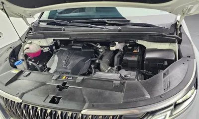 Kia Canival 2023, 53920 км, за 20195.45 USD - фото 6