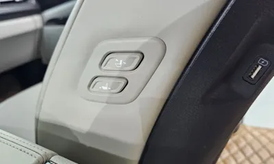 Kia Canival 2023, 53920 км, за 20195.45 USD - фото 31