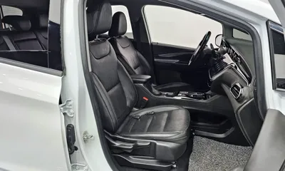 ChevroletGMDaewoo Bolt EV 2022, 59999 км, за 14444.29 USD - фото 10