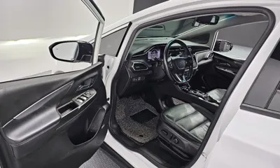 ChevroletGMDaewoo Bolt EV 2022, 59999 км, за 14444.29 USD - фото 11