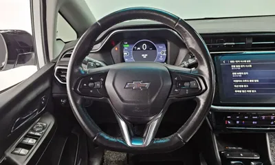 ChevroletGMDaewoo Bolt EV 2022, 59999 км, за 14444.29 USD - фото 14