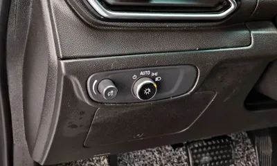 ChevroletGMDaewoo Bolt EV 2022, 59999 км, за 14444.29 USD - фото 16