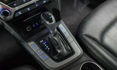 Hyundai Avante 2016, 85717 км, за 5667.76 USD - фото 9