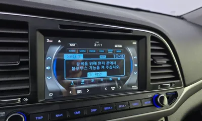 Hyundai Avante 2016, 85717 км, за 5667.76 USD - фото 16