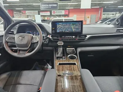 Toyota Sienna 2025, 3547 км, за 43277.17 USD - фото 16
