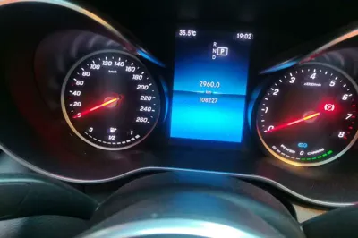 Mercedes-Benz C-Class 2019, 108200 км, за 17696 USD - фото 12