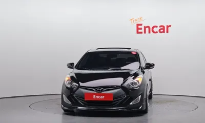 Hyundai Avante 2014, 150991 км, за 4675.39 USD