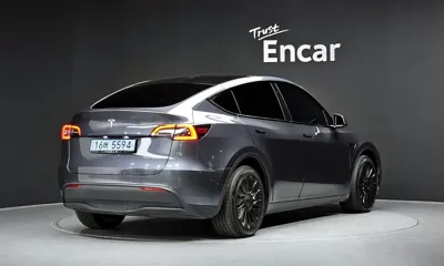 Tesla Model Y 2022, 54455 км, за 26208.61 USD