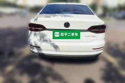 Volkswagen Lavida 2022, 29700 км, за 9587 USD