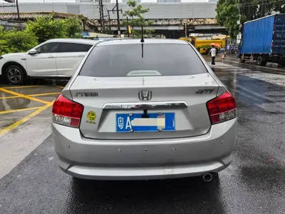 Honda City Classic 2011, 70000 км, за 2324.85 USD - фото 6