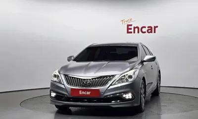 Hyundai Grandeur 2016, 156465 км, за 3876.27 USD