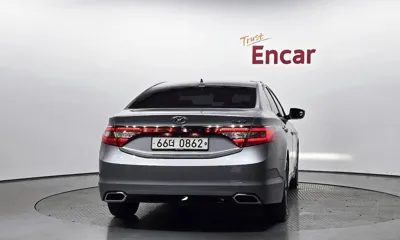 Hyundai Grandeur 2016, 156465 км, за 3876.27 USD