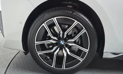 BMW 7-Series 2024, 17495 км, за 81193.5 USD