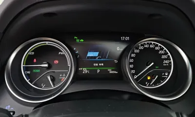 Toyota Camry 2020, 66054 км, за 17651.31 USD - фото 8