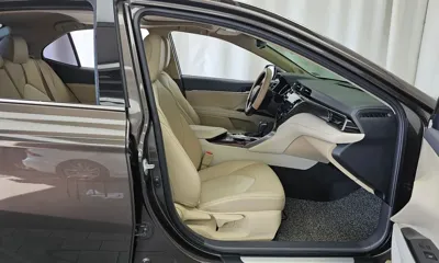 Toyota Camry 2020, 66054 км, за 17651.31 USD - фото 11