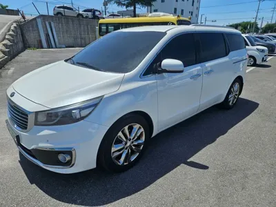 Kia Canival · 2016 год