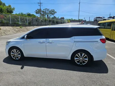 Kia Canival 2016, 251706 км, за 4493.06 USD